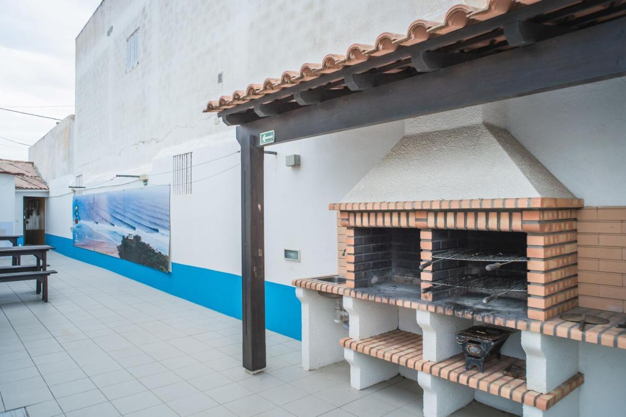 Estudios Lagido - Peniche Surf Camp Working Space & Surf Ferrel  Esterno foto